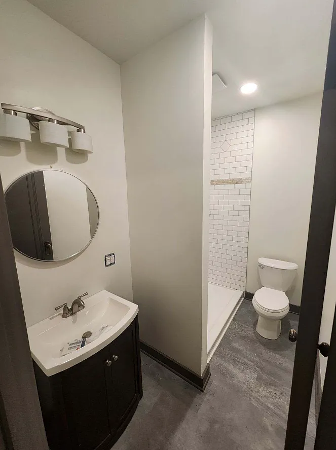 Laurelton Apartments — Photo 2