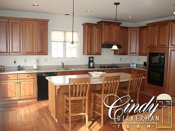 For more photos and info visit www.CindyDickerman.com/404WaynebrookDrive