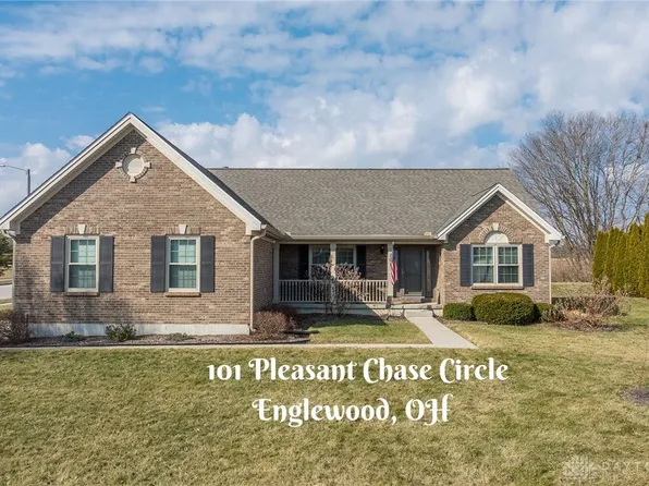 101 Pleasant Chase Cir, Englewood, OH 45322