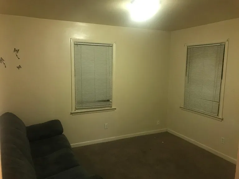 208 Wayne Ave — Photo 11
