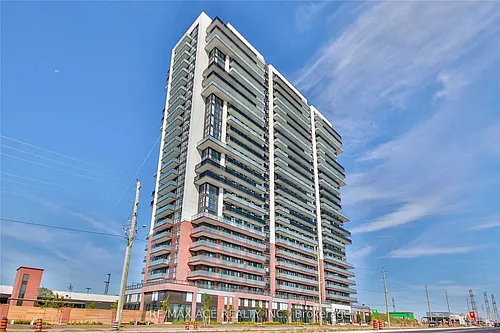 2550 Simcoe St N Photo 1