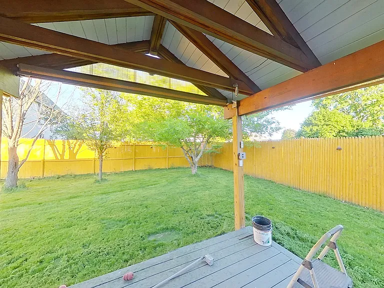 43 Mission Ave — Photo 29