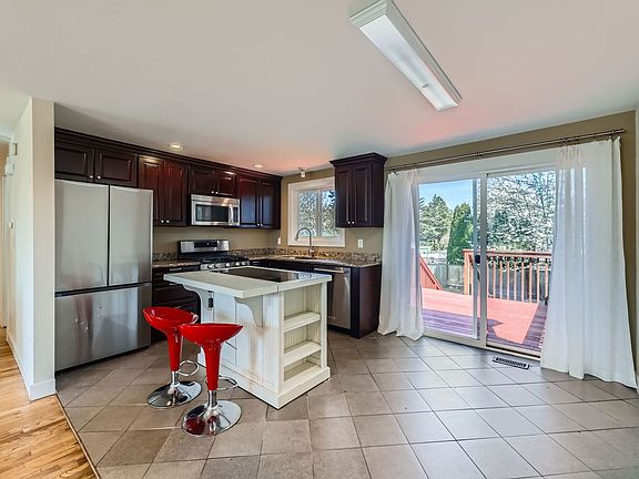 2nd image of 14252 79th Ave NE