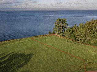 540 S Brightleaf Dr, Minnesott Beach, NC 28510