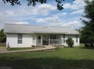 359 Sharpespur Rd, Ailey, GA 30410