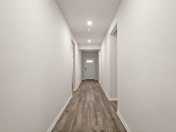 3rd image of 10217 Mager Ln