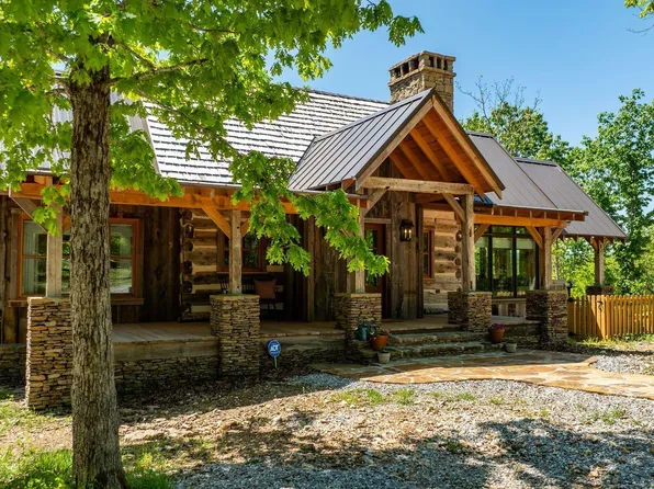 425 Barnhardt Rd, Timbo, AR 72680