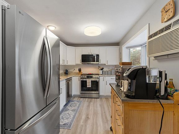 4th image of 35 Collins Landing Road #29