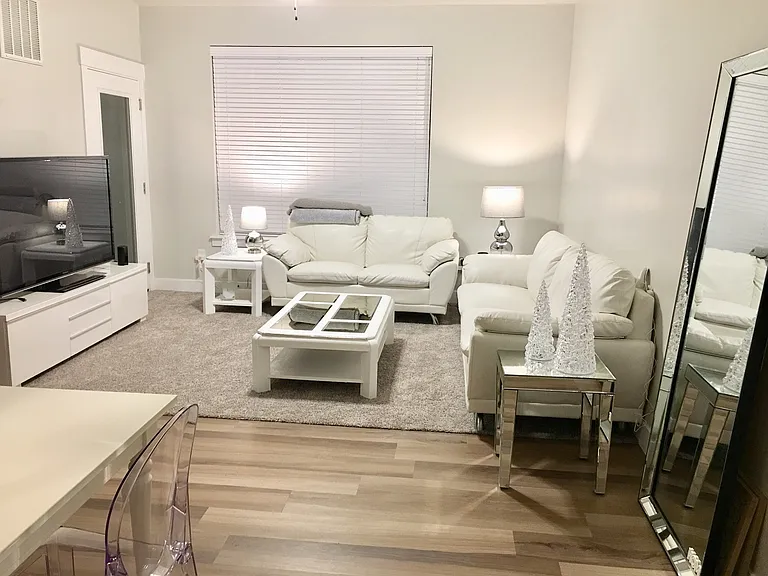 14514 S Ronan Ln #302 — Photo 2