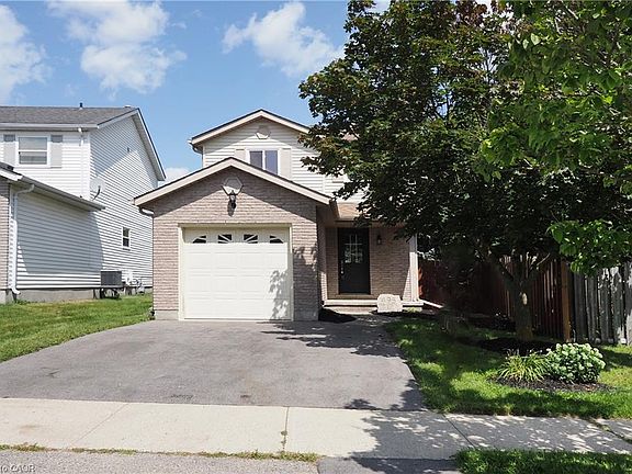 2nd image of 495 Misty Cres