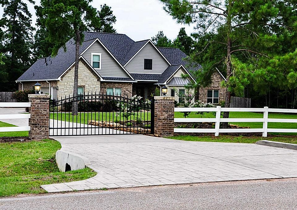 1st image of 9111 Grand Lake Estates Dr
