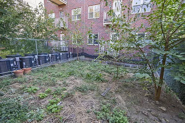 Rented by Level Group | media 19