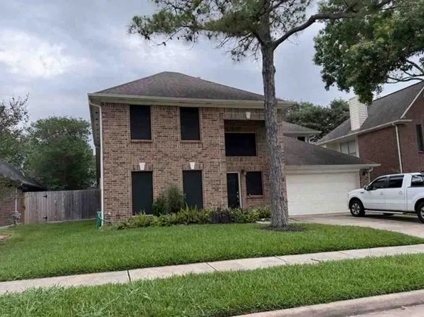 1113 Gulfton Dr, Pearland, TX 77581