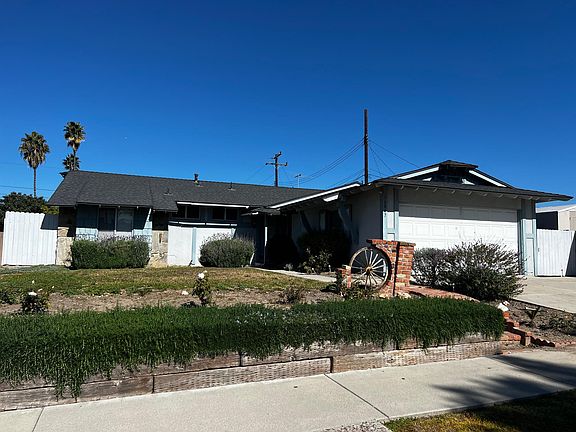 2nd image of 16047 Landmark Dr