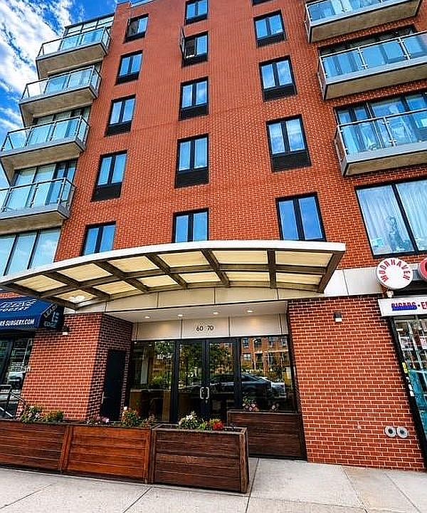 1st image of 6070 Woodhaven Blvd APT 4I