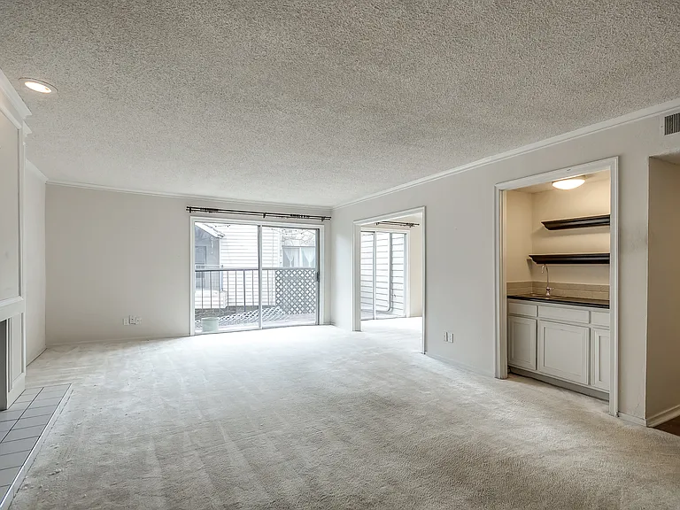6000 N Pennsylvania Ave #1-206B — Photo 7
