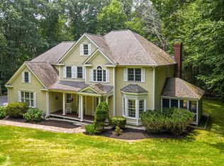 61 Gale Rd, Hampton, NH 03842