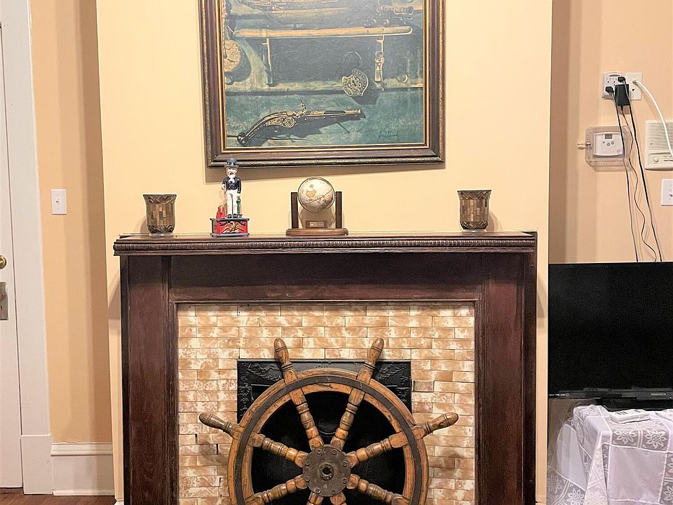 28th image of this home