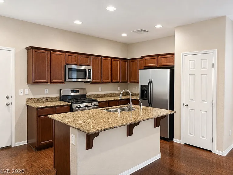 8371 Stillhouse Ct — Photo 7