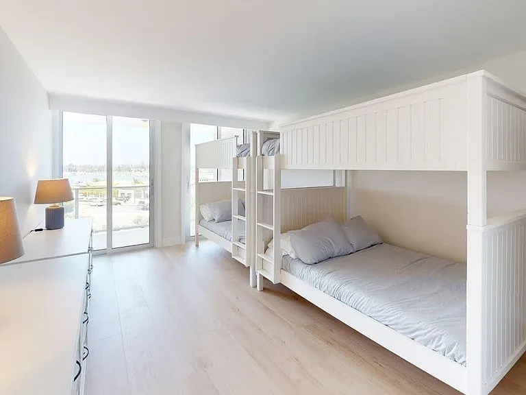1820 Avenida Del Mundo #308 — Photo 3