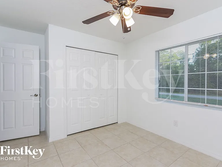 5569 Landry Ave — Photo 11
