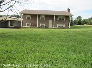 5036 Old Niles Ferry Rd, Maryville, TN 37801