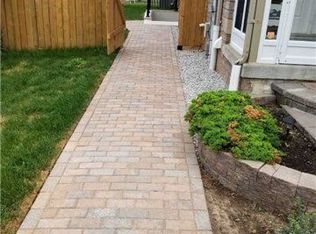 83 Formosa Dr, Richmond Hill, ON L4S 1T1