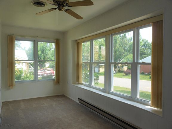 5th image of 46 Franklin Lane #B