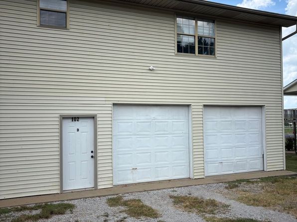 102 John Paul Ave