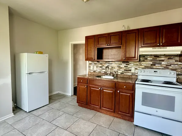 5764 Osage Ave #2, Philadelphia, PA 19143