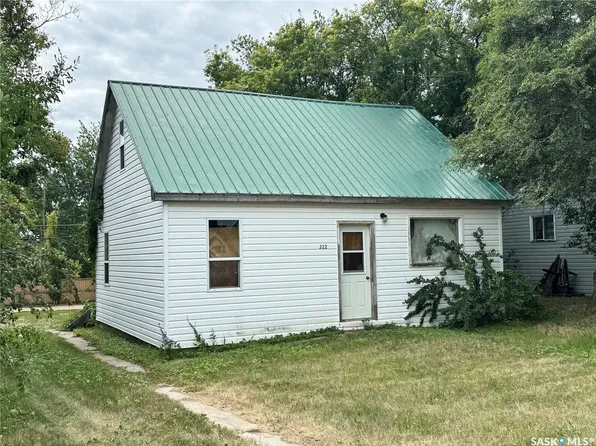 322 2nd Avenue W, Biggar, SK S0K 0M0