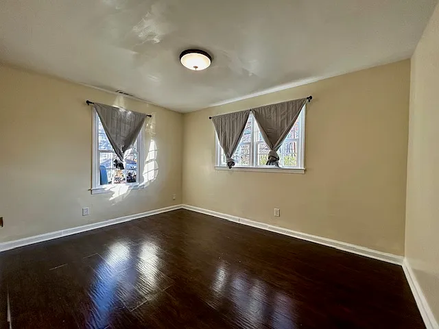 1524 Argonne Blvd — Photo 3