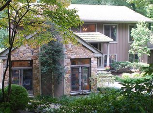 2742 Horseshoe Trl, Chester Springs, PA 19425