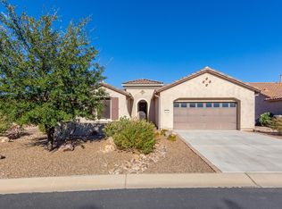 611 N Ramos Ln, Green Valley, AZ 85614