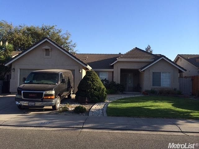 1st image of 2324 Country Manor Dr
