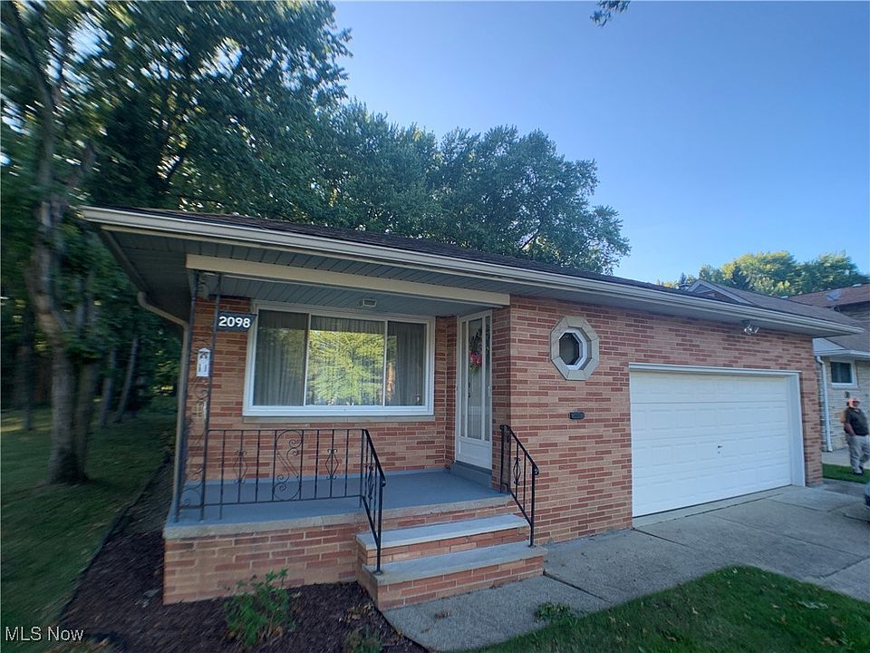 2nd image of 2098 Newcome St