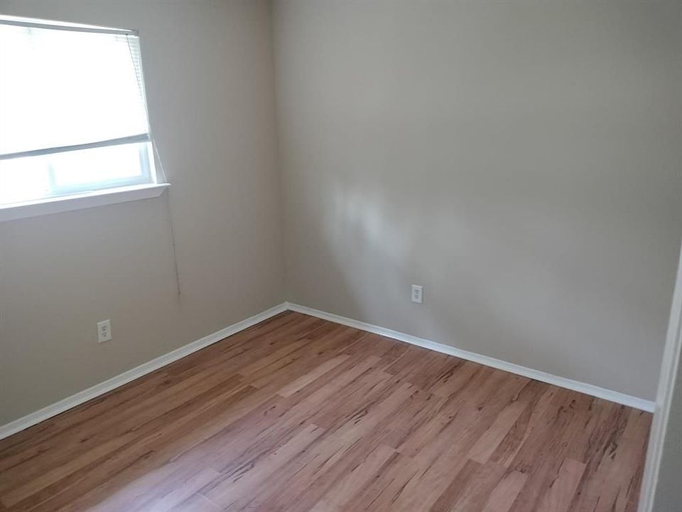 33 Coralberry Rd, The Woodlands, TX 77381 Zillow