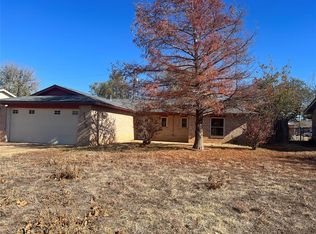 1212 S Inis St, Altus, OK 73521