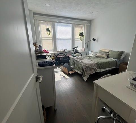 2nd image of 83 Park Dr #4