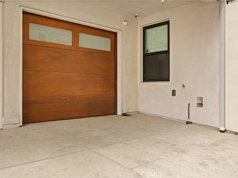 802 Bard St — Photo 34