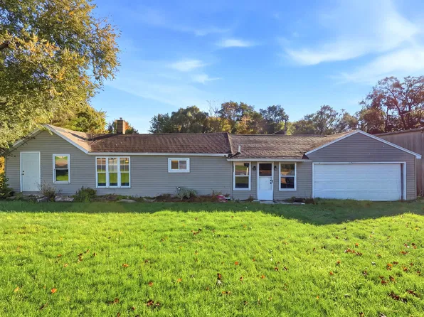 421 S Wilson St, Vicksburg, MI 49097