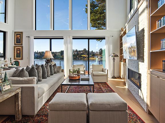 5th image of 3403 NE Johns Loop