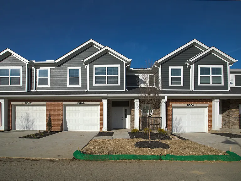 Relay 129 Apartments & Townhomes — Photo 75