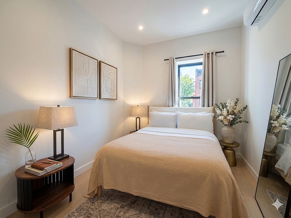 2nd image of 285 Kingsland Ave #2L