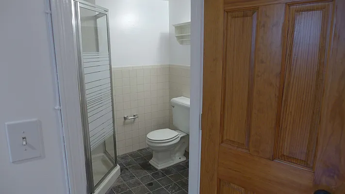 Rented by Garfield Realty  | media 21