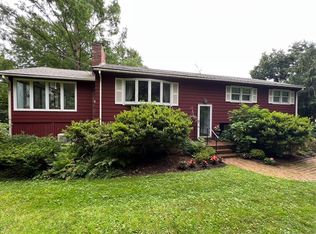 2 Flagg Rd, Southborough, MA 01772