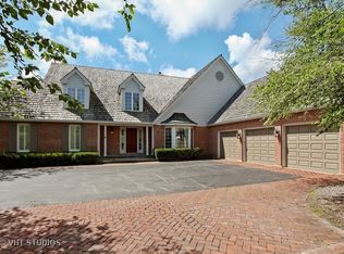 327 S Basswood Rd, Lake Forest, IL 60045