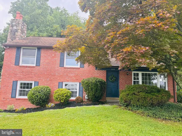 109 Westminster Dr, Wallingford, PA 19086