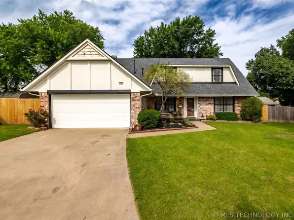 1626 S Beech Ct, Broken Arrow, OK 74012