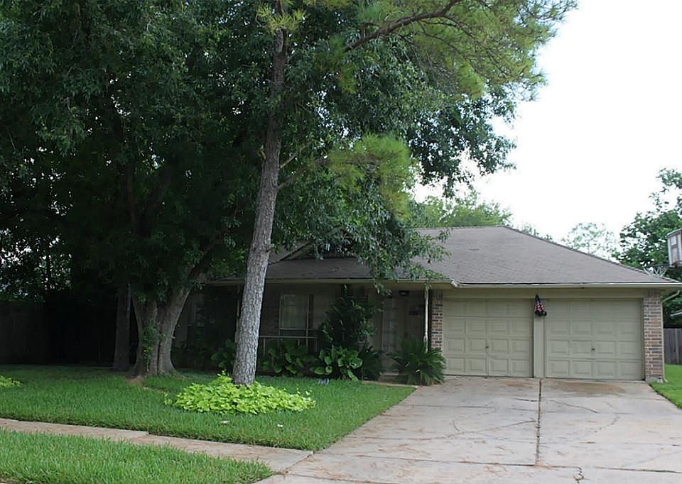 1st image of 2422 Squire Dobbins Dr